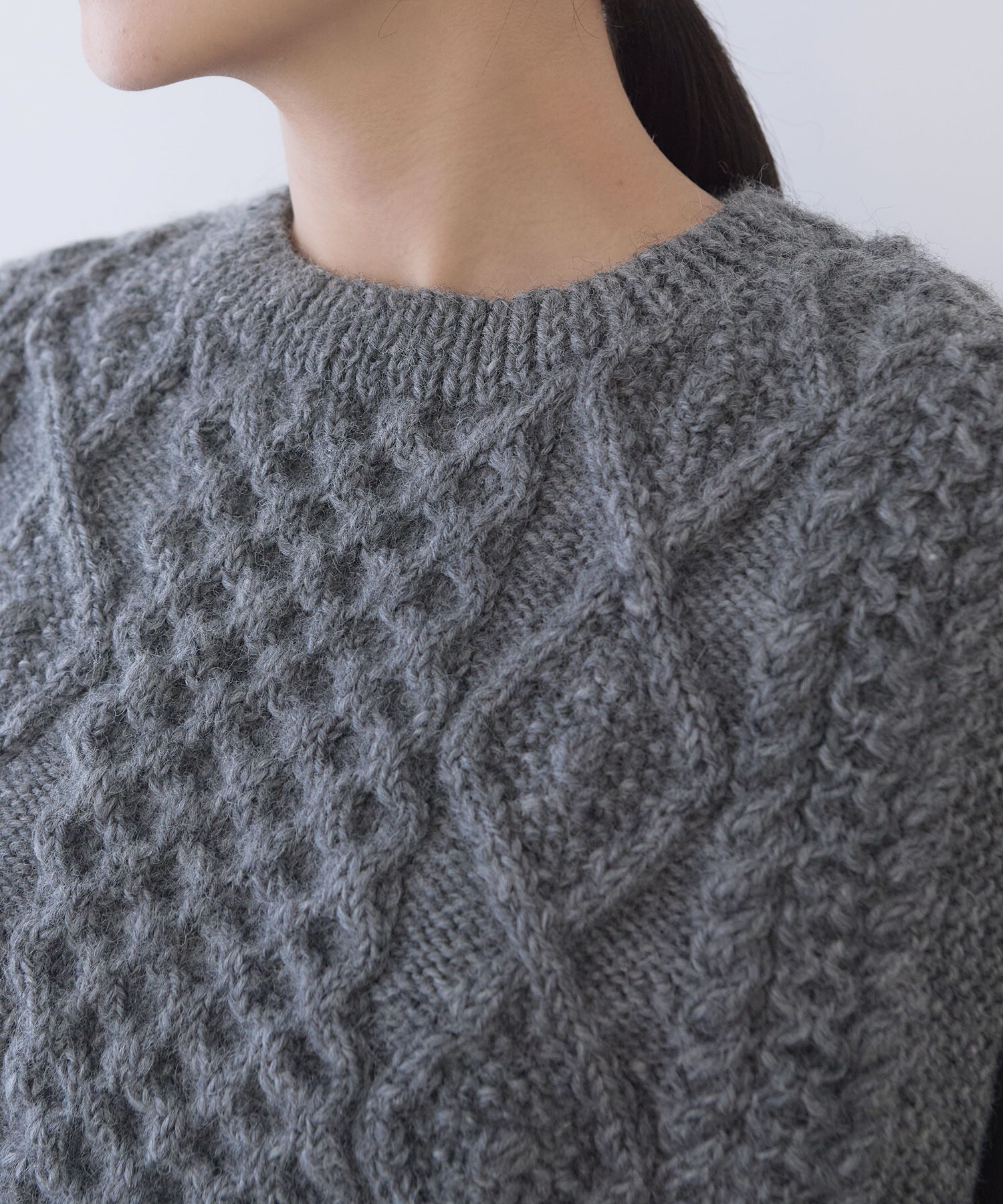 AMBIDEX Store ○ネパールハンドニット ベスト (F シロ): yuni