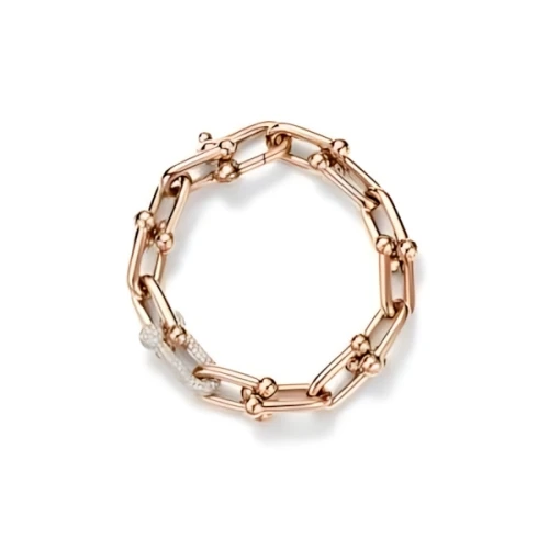 登坂広臣が着用している「ブレスレット」のアイテム紹介