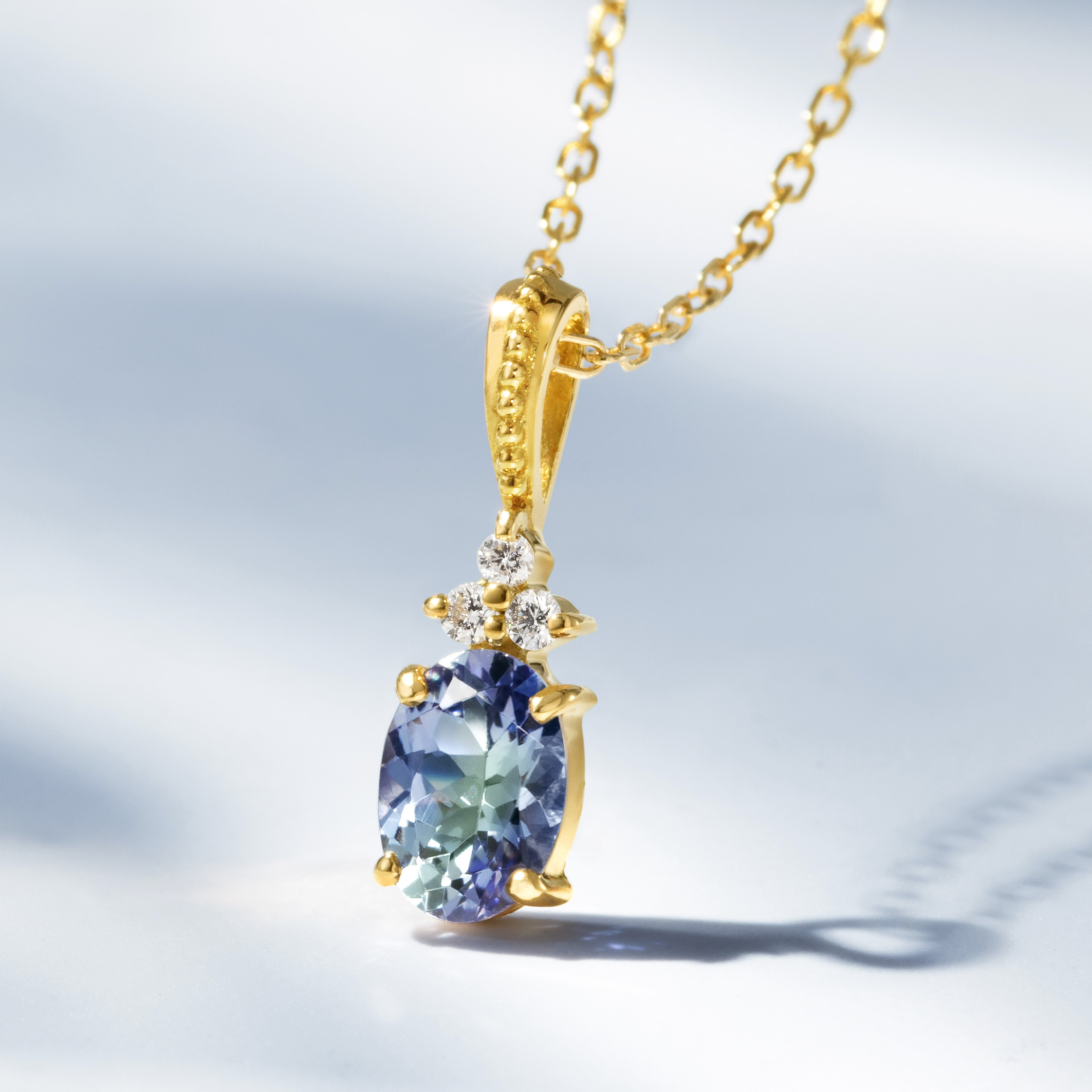 ビズー公式】タンザナイト ダイヤモンド K18(18金) ペンダントトップ