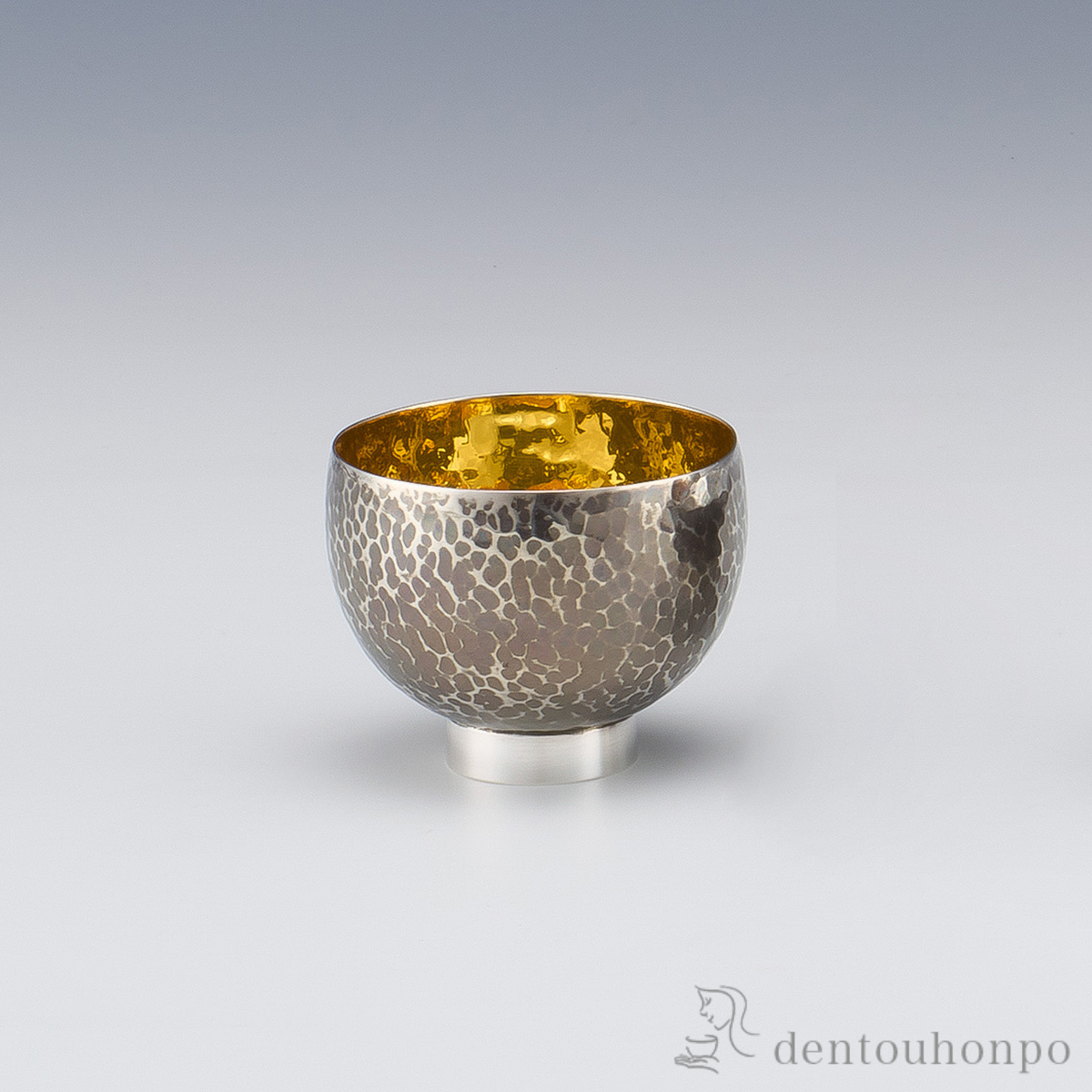 送料無料】 純銀 ぐい呑み 鎚目 30g / 高級 コレクション 美術品 工芸