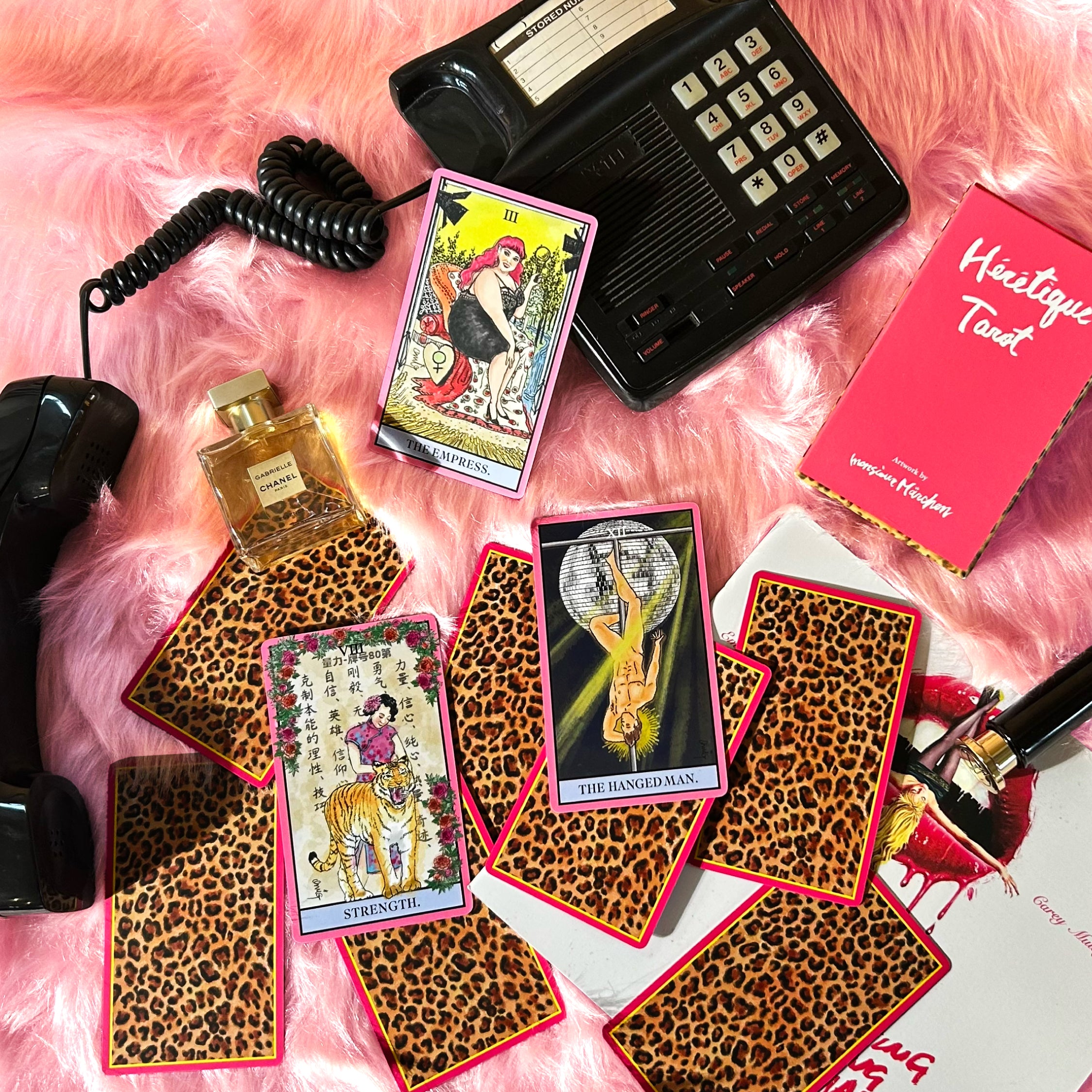 再入荷予定！ 【Hérétique Tarot】タロットカード