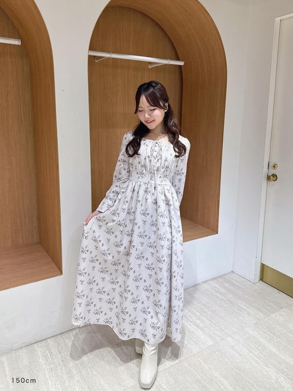 スクエアネックフレアワンピース｜evelyn（エブリン）公式通販サイト