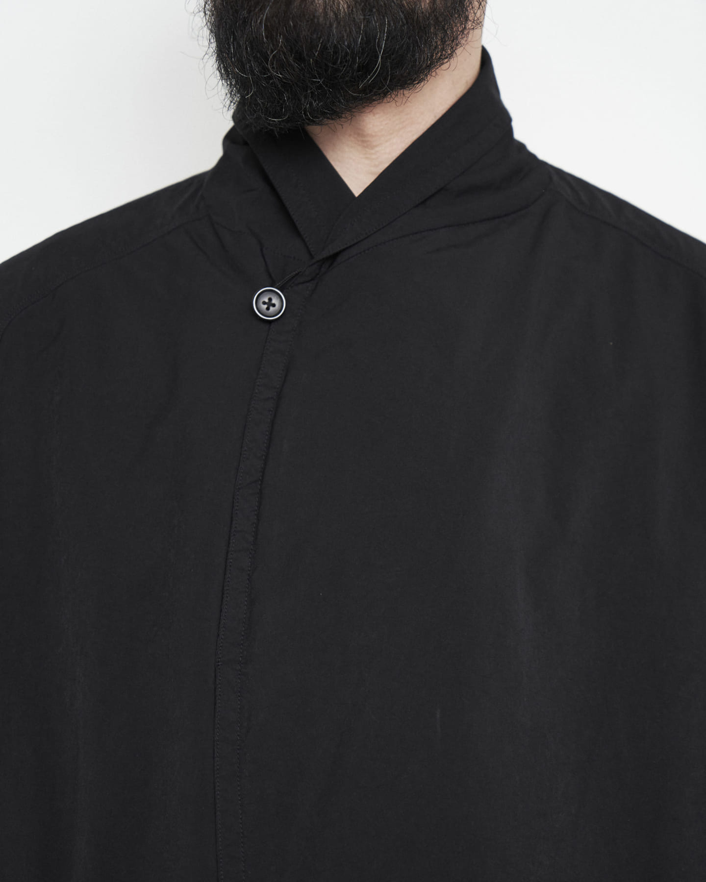 Graphpaperの名作ショップコートが復刻 | EYESCREAM