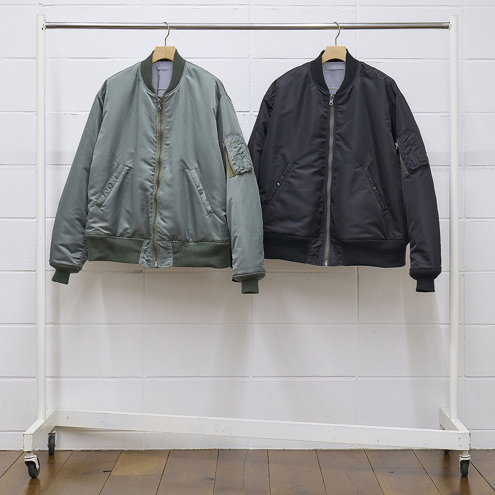 UNUSEDとBUZZ RICKSON'Sの別注モデルは、リフレクター素材と