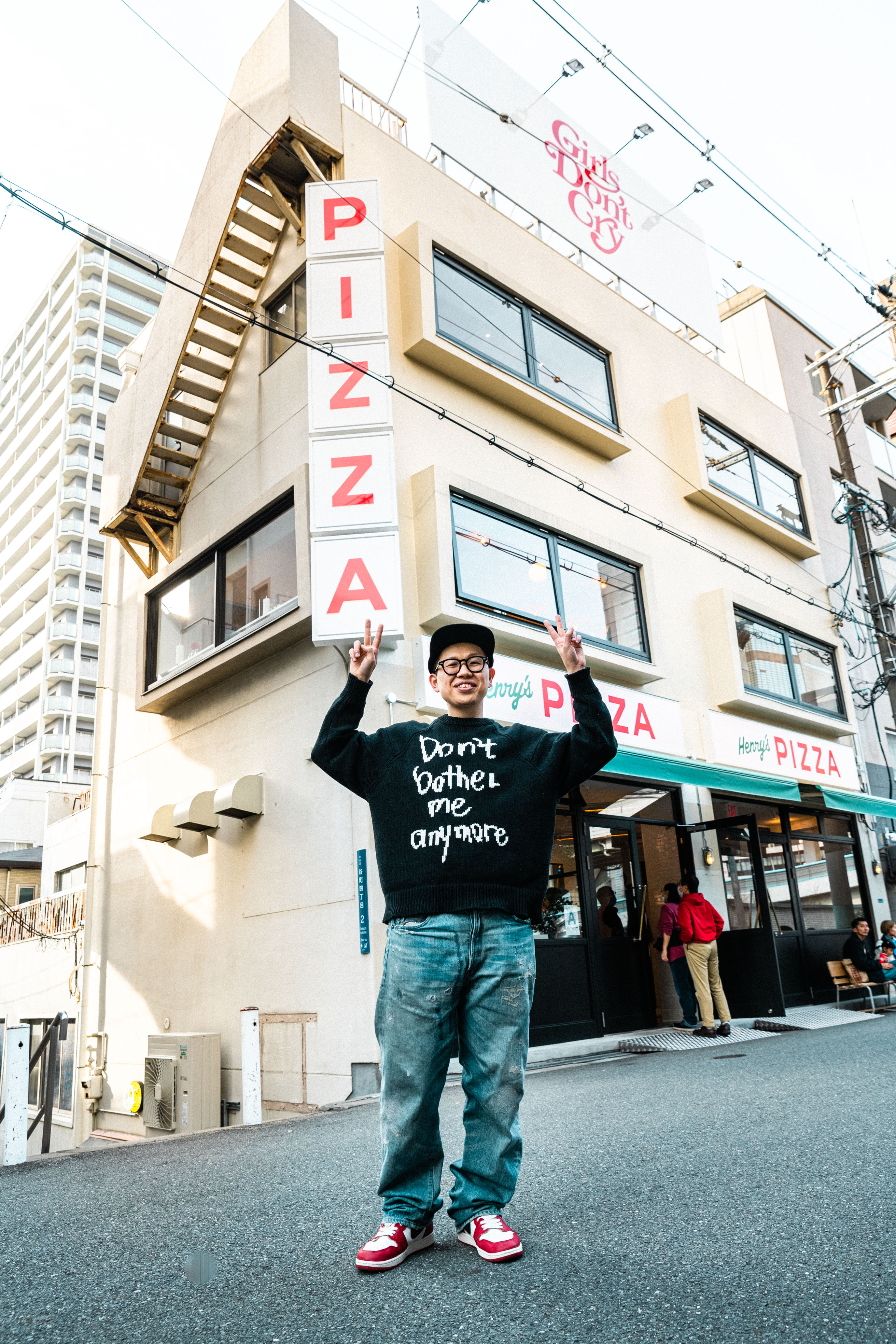 Report: VERDYが大阪のビルに作り上げたHenry's PIZZAとRise Above