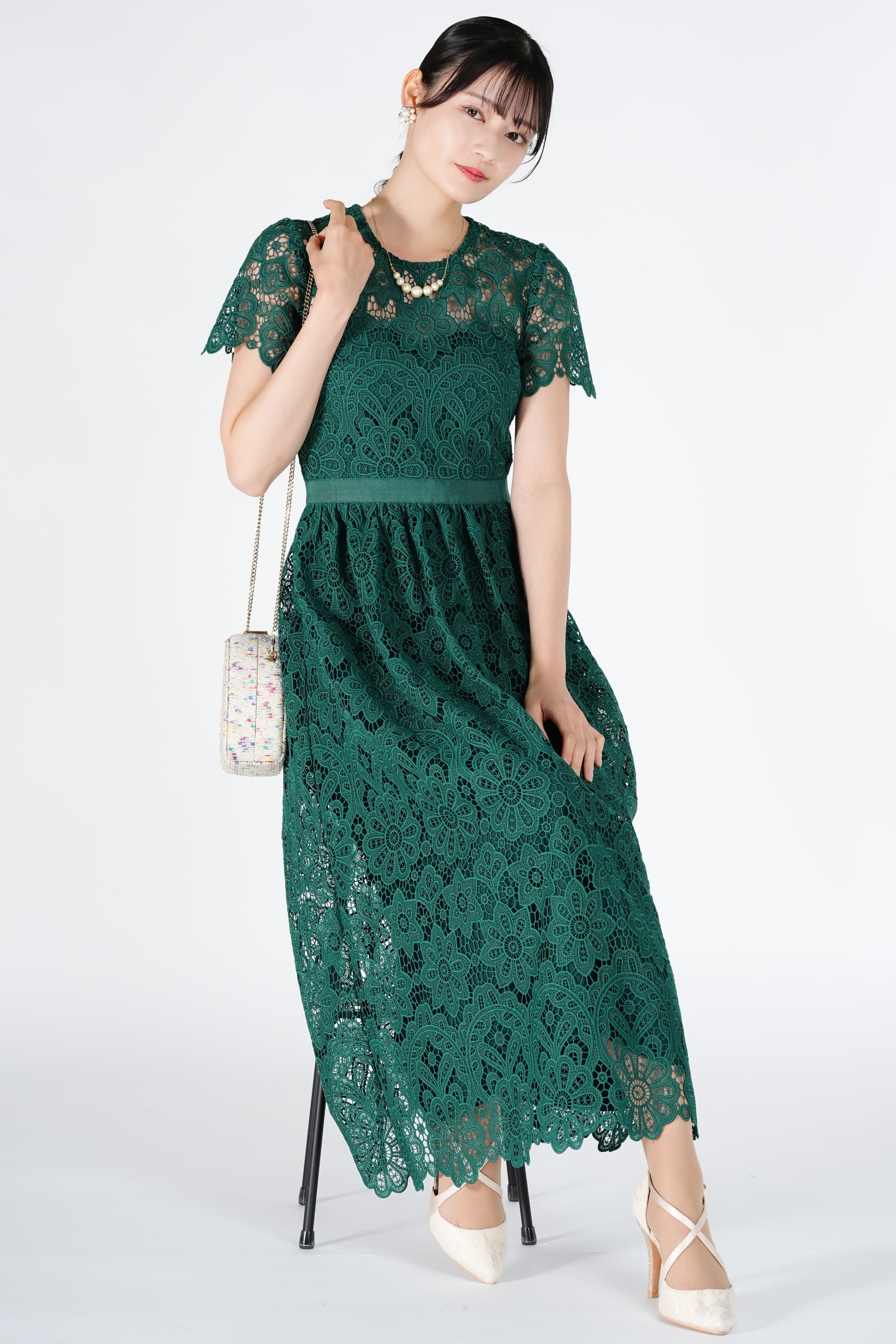 self portrait グレース刺繍グリーンドレス (S〜M) をレンタル - 結婚