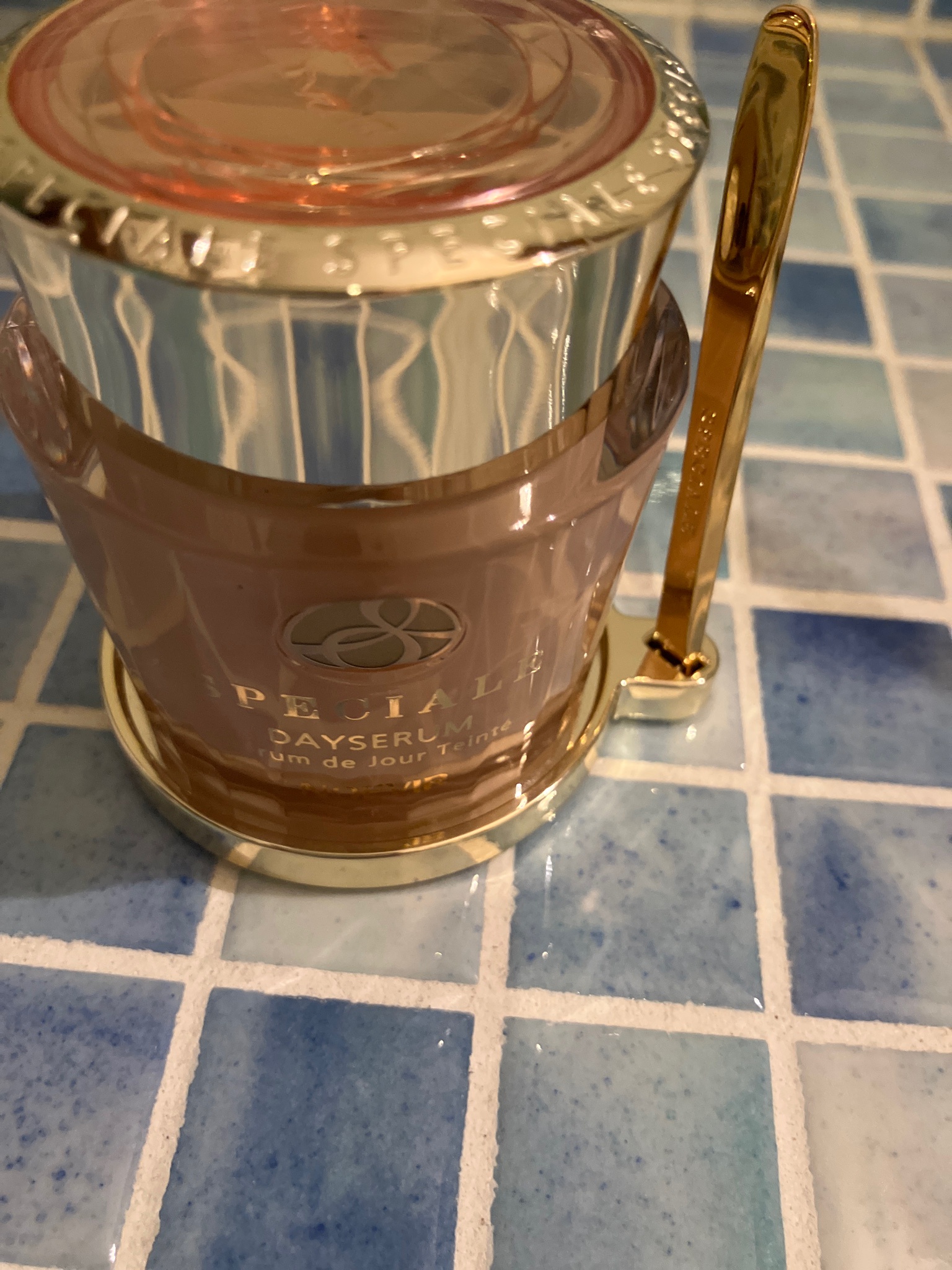 ノエビア / スペチアーレ 薬用デイセラム M3の公式商品情報｜美容