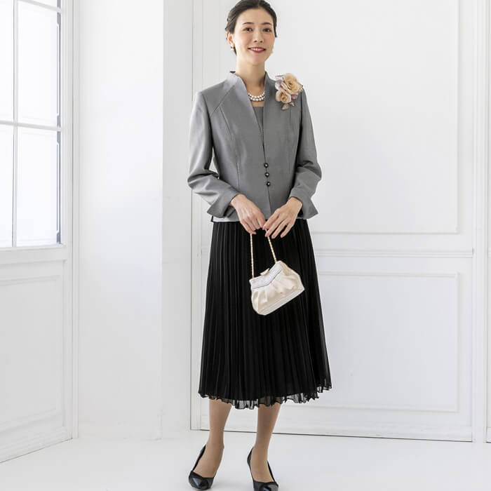 胸当て付きフォーマルジャケット 9号・シロクロ｜東京ソワール