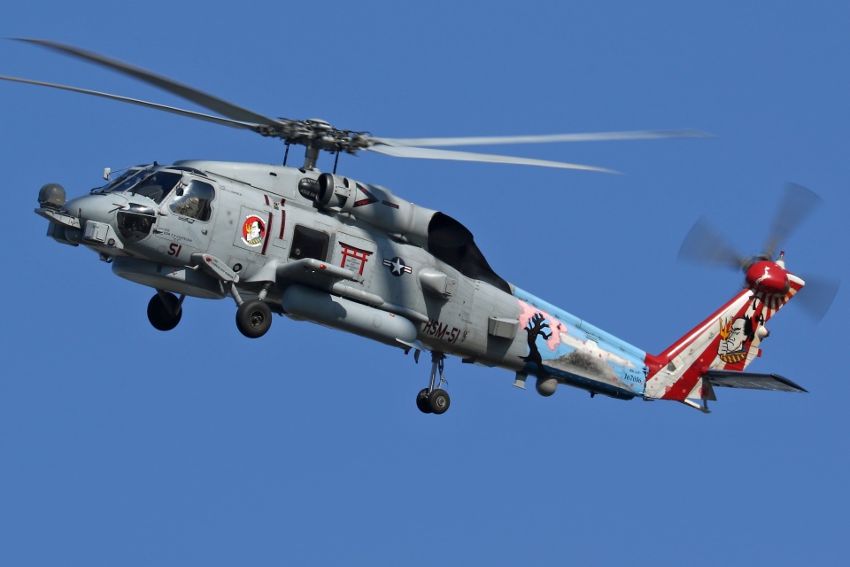 アメリカ海軍 HSM-51 厚木飛行場 航空フォト | by isiさん 撮影2015年