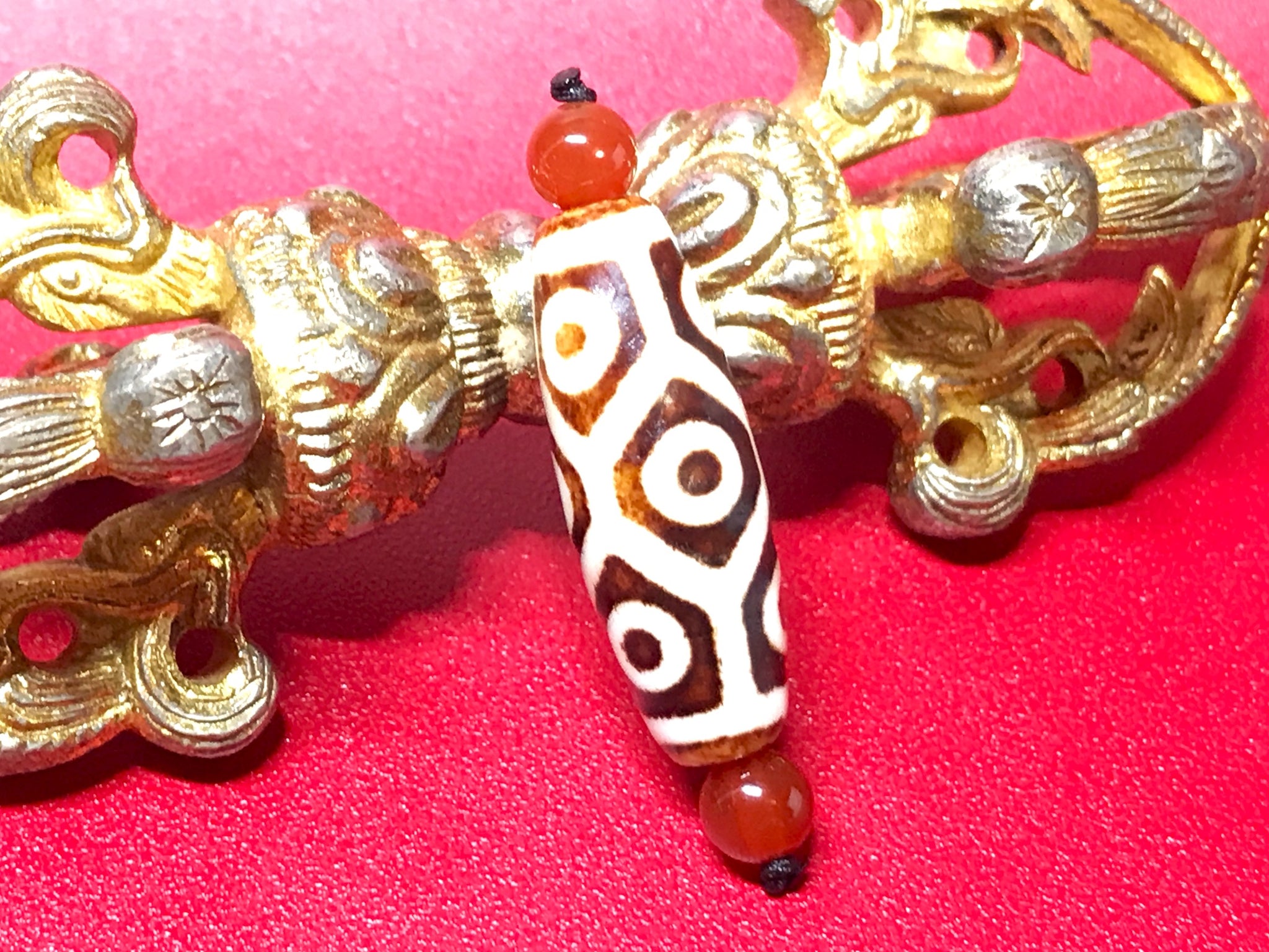 ✳️台湾上肯製 亀甲赤龍紋天珠*赤龍紋天珠玉*奈留島水晶 本物瑪瑙