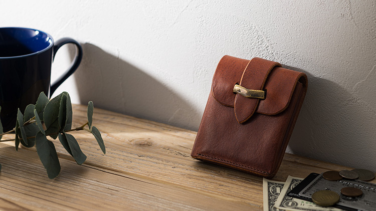 池之端銀革店】Haru イタリアンレザー ギャルソンコンパクトウォレット