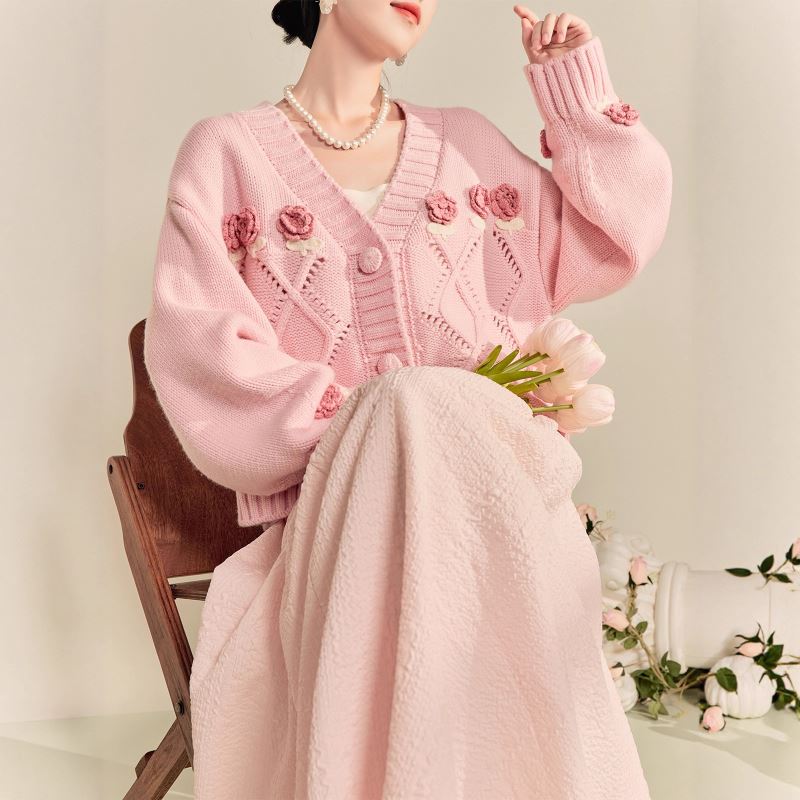 カットソー 薔薇刺繍Vネックニットカーディガン韓国風レディース V