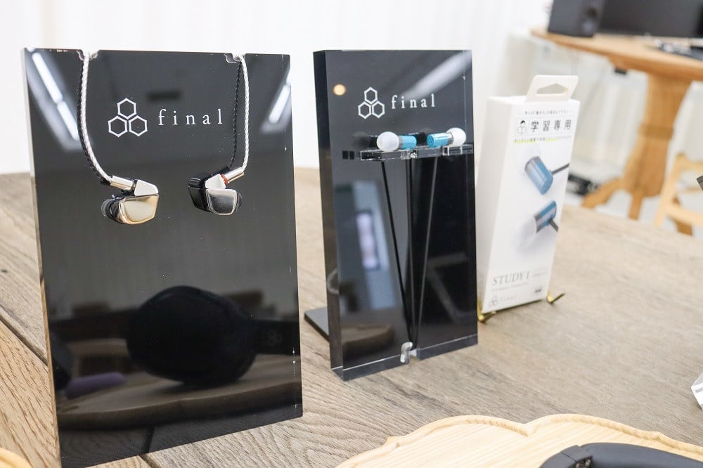 フラッグシップ級完全ワイヤレスイヤホン final ZE8000 MK2 IPX4/aptX