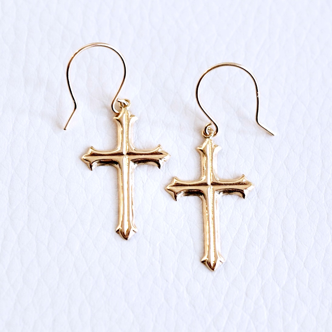 K18 18金 イエローゴールド 地金 揺る クロス 十字架 ピアス フック式