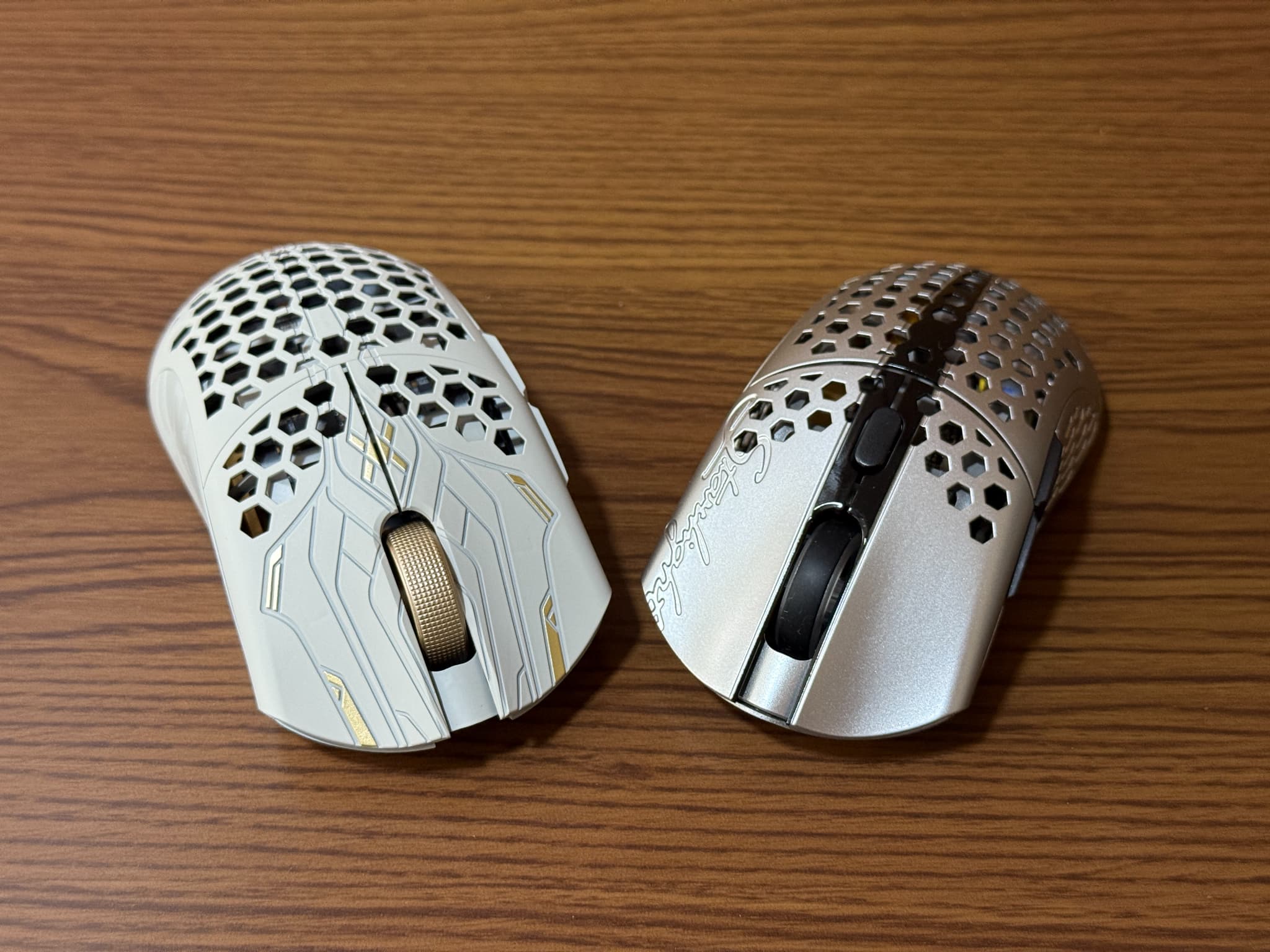 Finalmouse ULX Prophecy Clix レビュー｜デザインと機能性を持った最