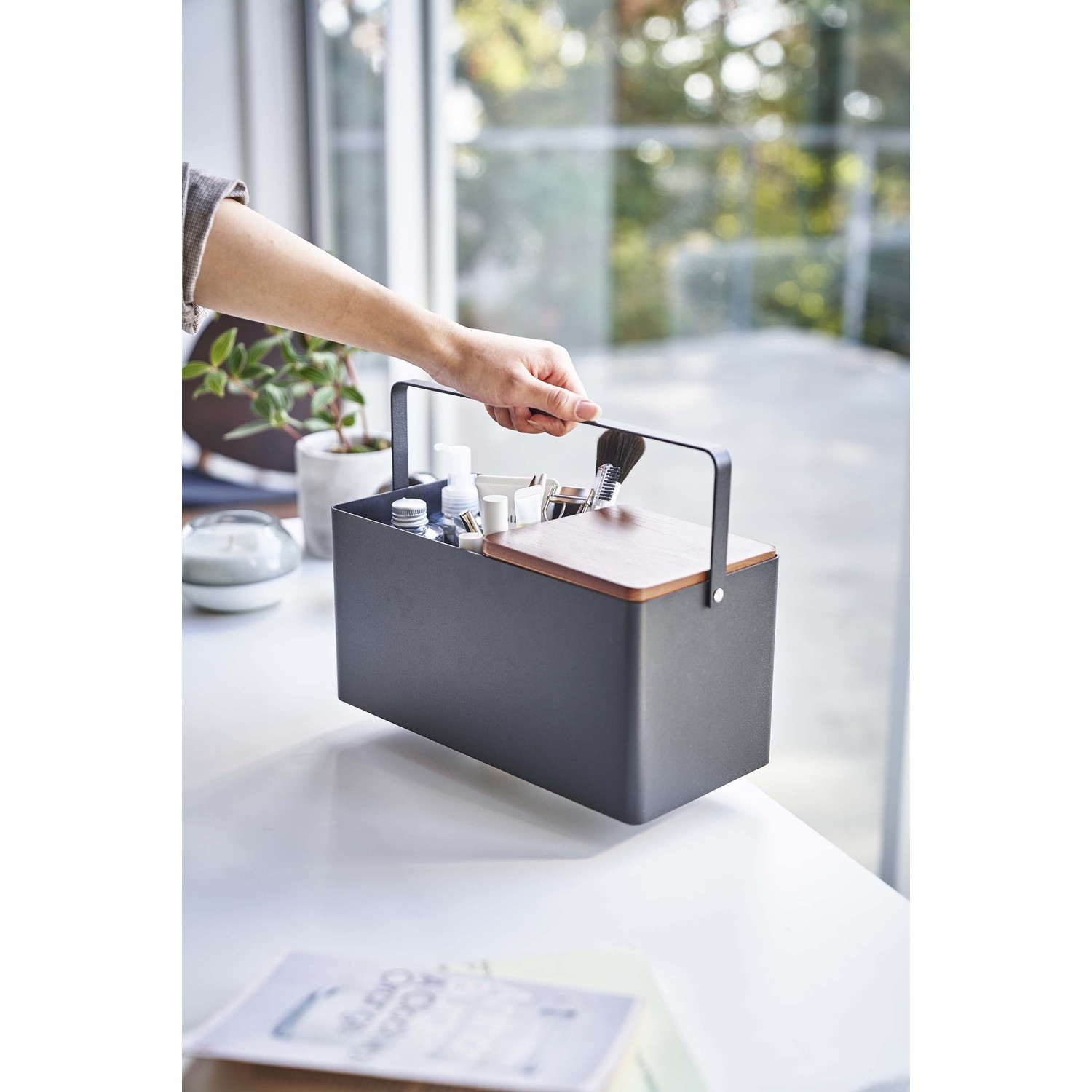 メイクボックス タワー ブラック | Giftpad egift