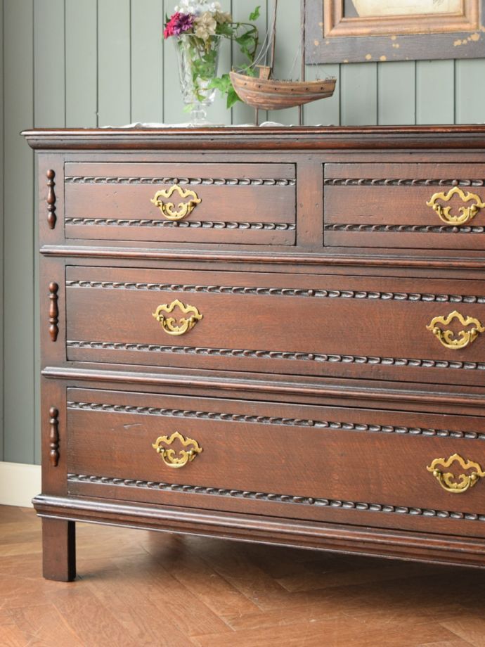 イギリスのアンティークチェスト、とってもおしゃれなオーク材のタンス