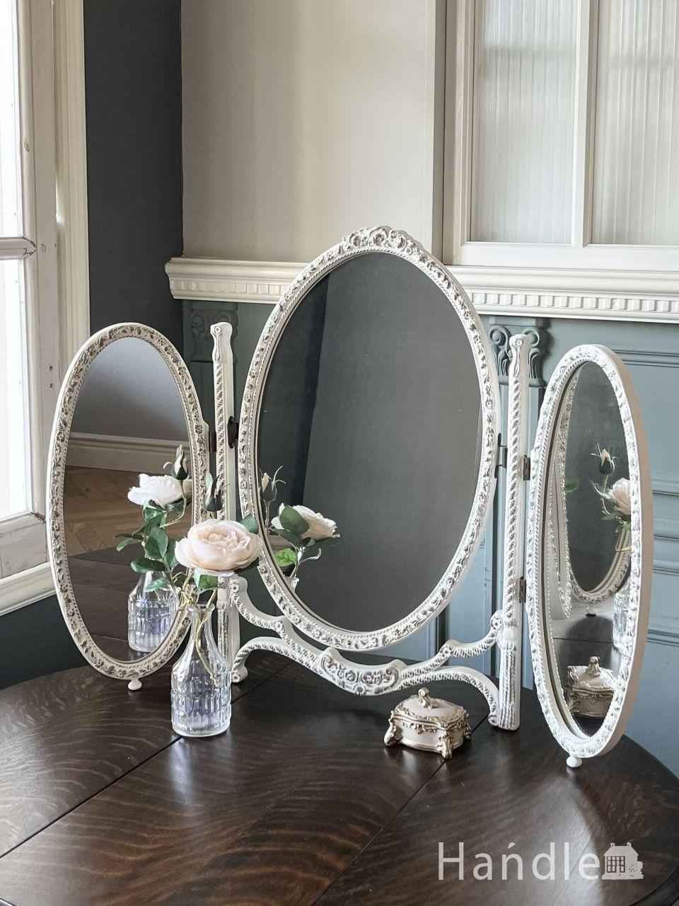 キラッと輝くシェル模様が美しい壁掛け鏡、フランスから届いた