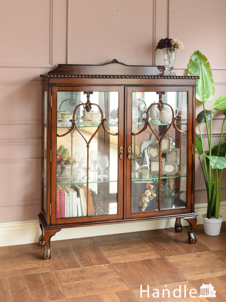 英国アンティーク風のおしゃれなショーケース、マホガニー材の