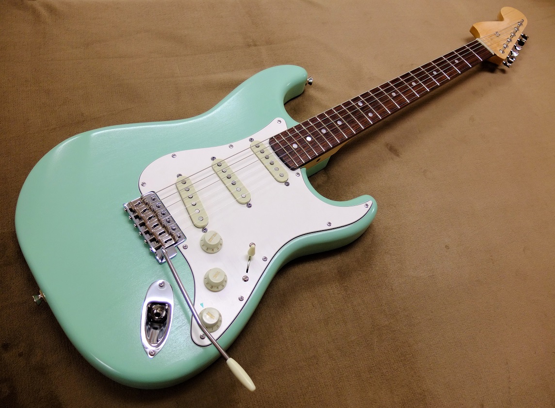 ストラトキャスター リバースヘッドネック 22フレット gotohペグ付き