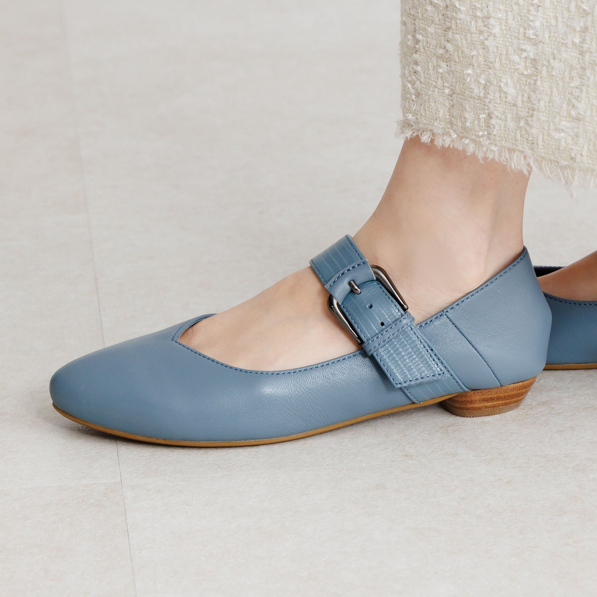 26SS新色追加】2WAYベルトデザインバブーシュ/643311