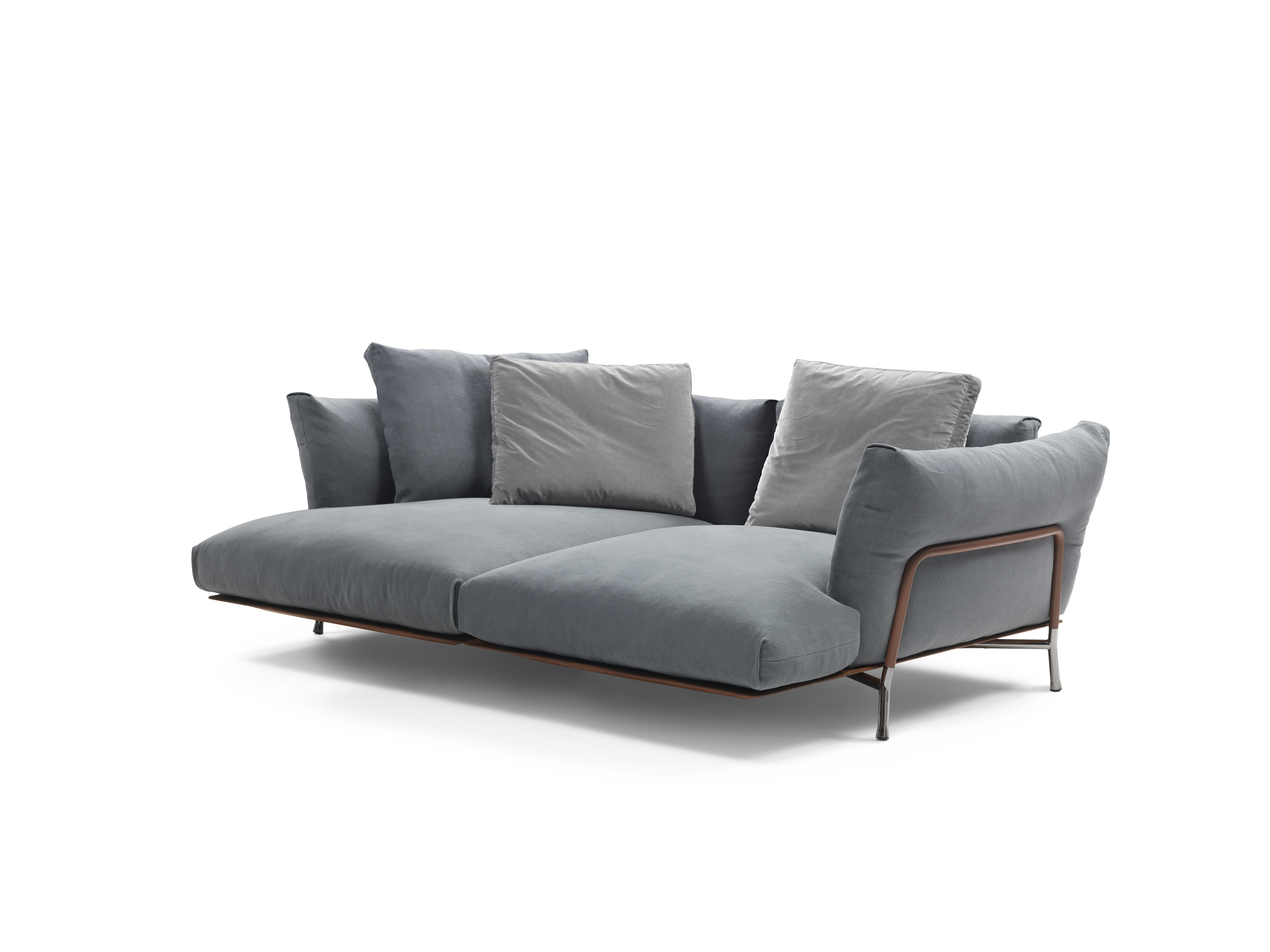 フレックスフォルムに、巨匠アントニオ・チッテリオが手掛けた待望の