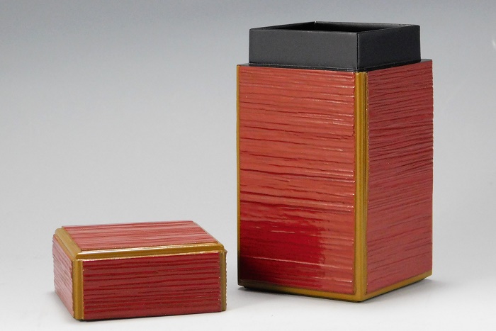 川端近左 朱片木目 煙草入 | いとう鳳凰堂古美術店