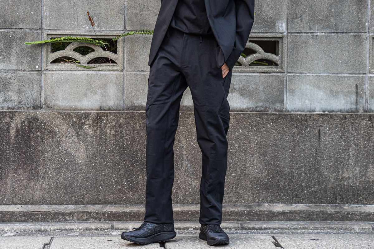 アークテリクヴェイランスのアラインMXパンツ | HUES 福岡セレクトショップ