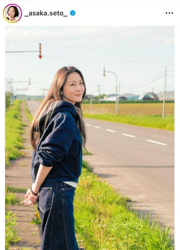 土曜朝に衝撃！「ワイプでも美しさ輝いてる」「20年前より美しく