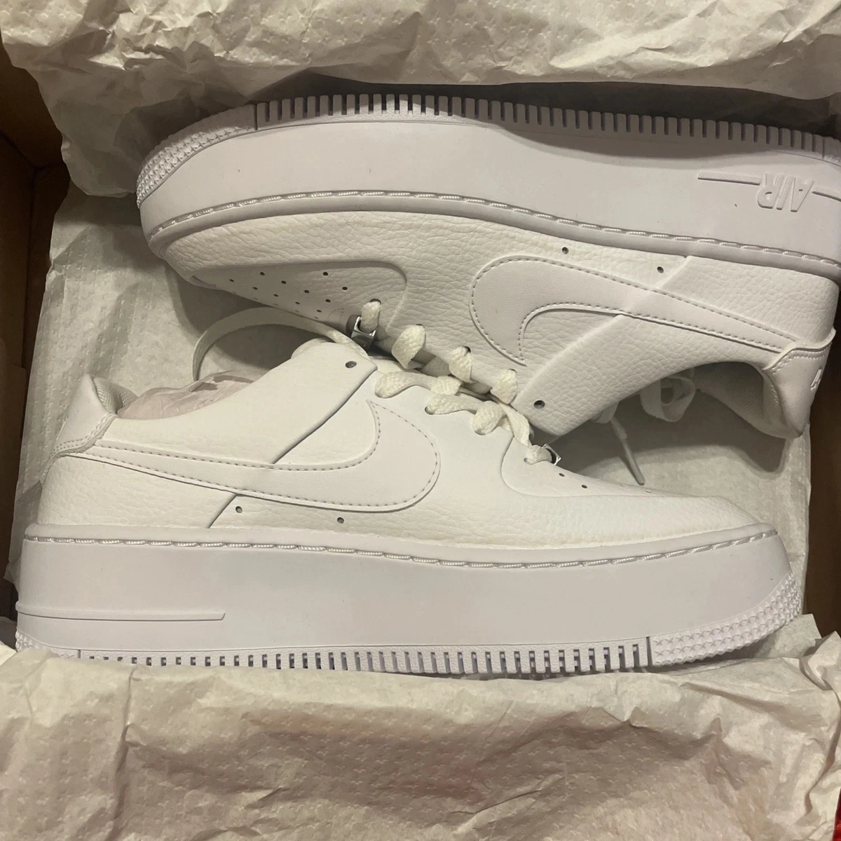 Preços baixos em Nike Air Force 1 Sage White | eBay
