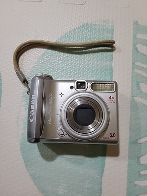 Canon PowerShot A540 IS 6MP 4x Zoom. For Parts Only. Won't Turn On