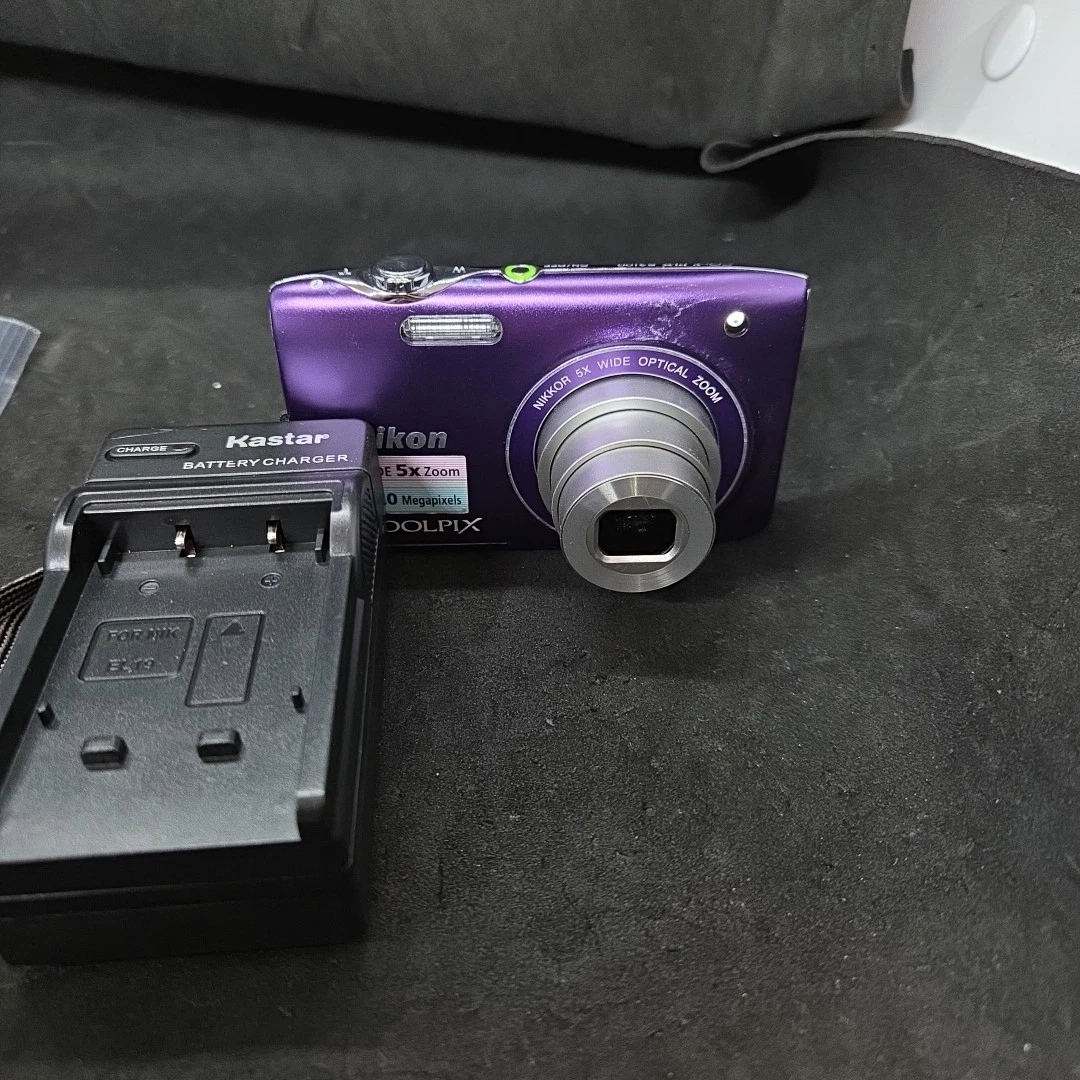 Preços baixos em Câmeras digitais Nikon COOLPIX Roxo | eBay