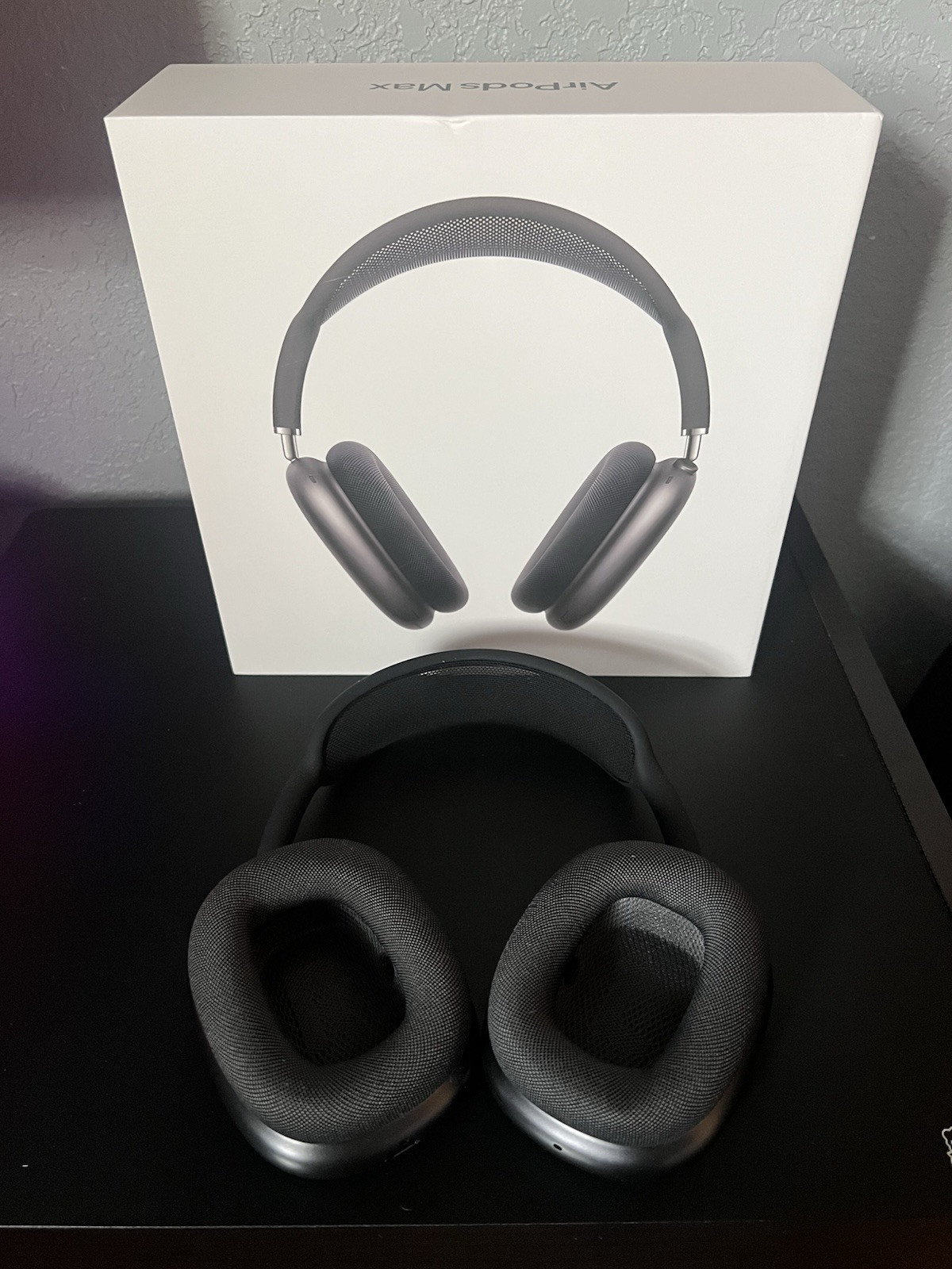 Apple AirPod Pro Max Midnight Color | eBay