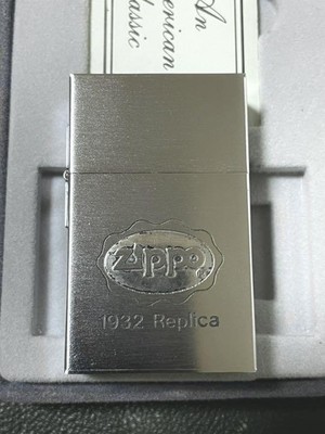 Zippo 1932 replica first original first sale 1988 made in good