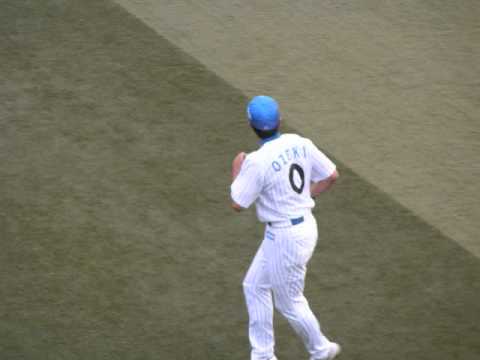 横浜ベイスターズ 石井琢朗のテーマ（背番号ゼロ） - YouTube