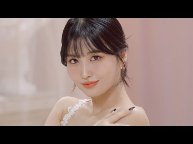 TWICE 5TH WORLD TOUR 'READY TO BE' in JAPAN Teaser -MOMO- - YouTube