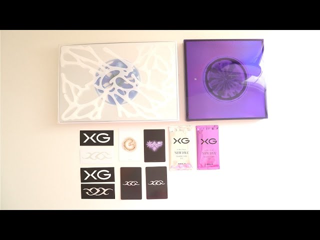 XG NEW DNA 1ST MINI ALBUM VERSION X + VERSION G ALPHAZ LIMITED