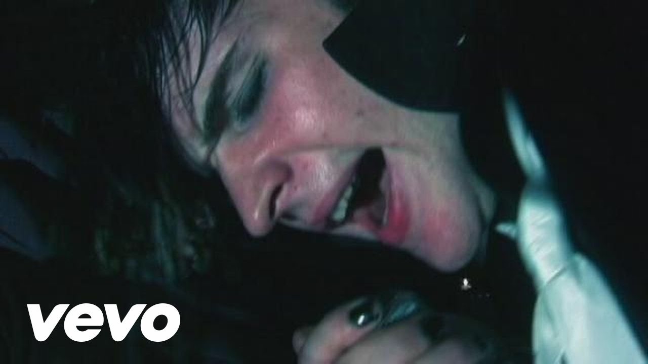 Aiden - I Set My Friends On Fire - YouTube