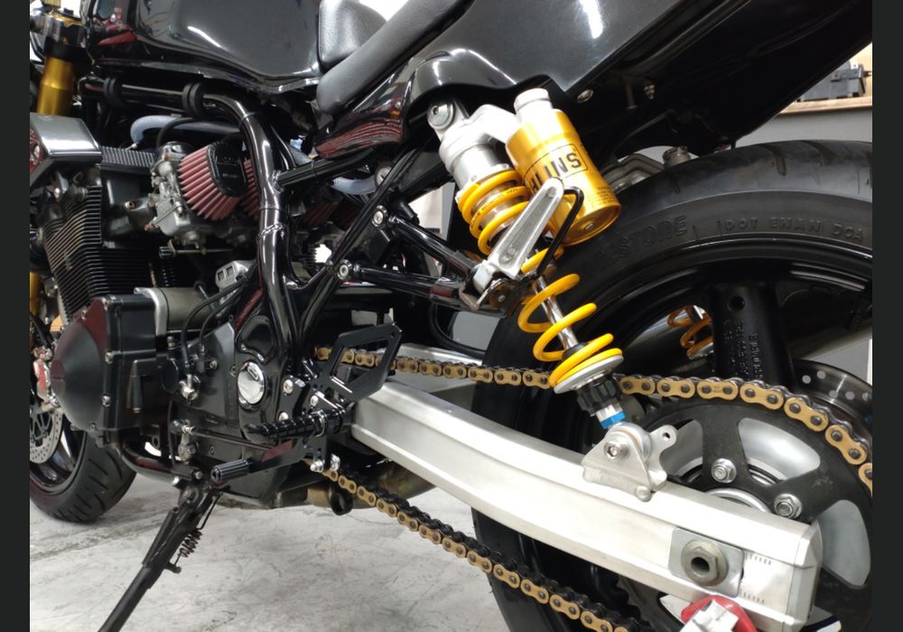 GS1200SS K様号 | 川崎で大いに喜ばれているカスタムショップが