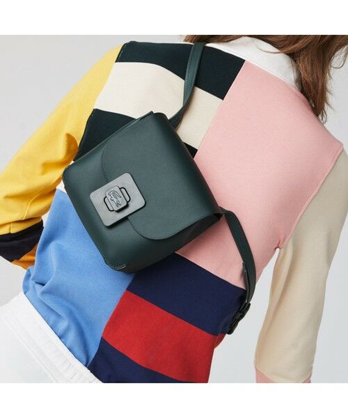 セール】 クロコクルー シーズナル スクエアレザーショルダーバッグ