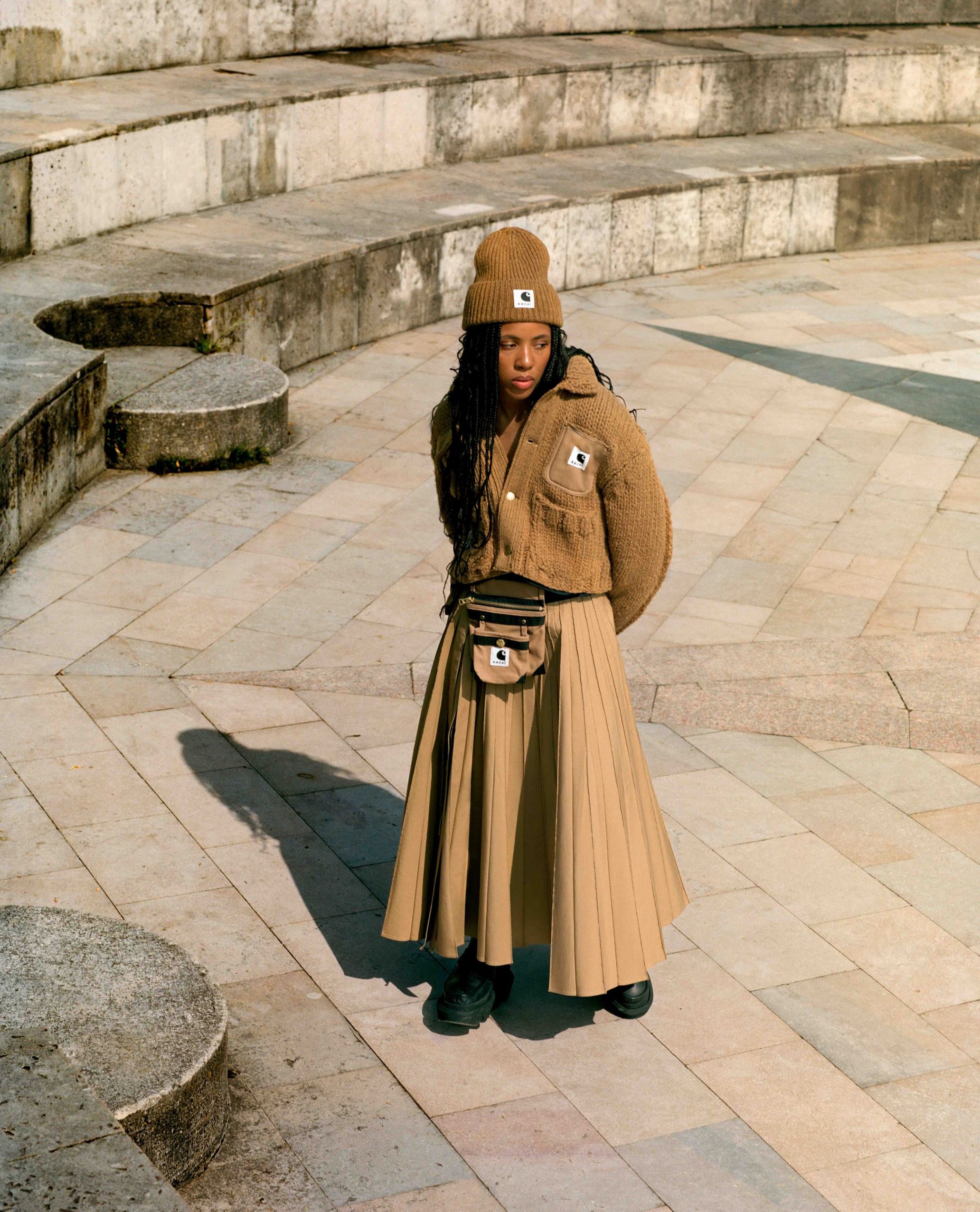 サカイ」と「カーハート WIP」のカプセルコレクションが9月8日に発売