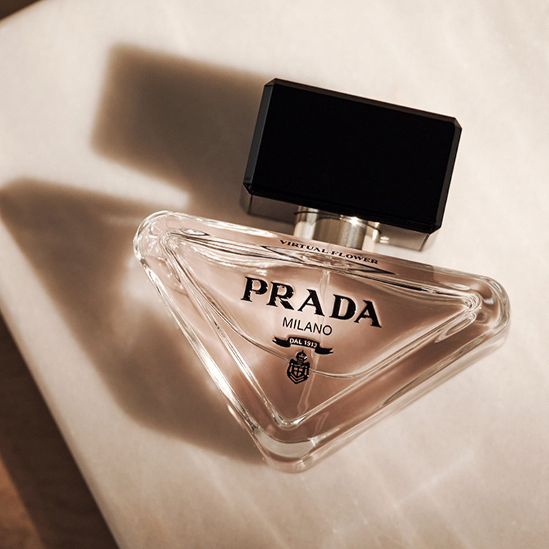 シャネル、ディオールetc.】オシャレの仕上げに『ハイブランドの香り