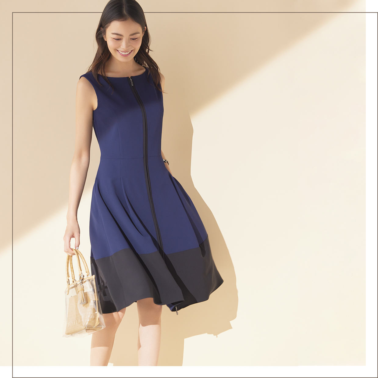 スポーティ×きちんとが正解 FOXEY真夏の送り迎え服 | VERY