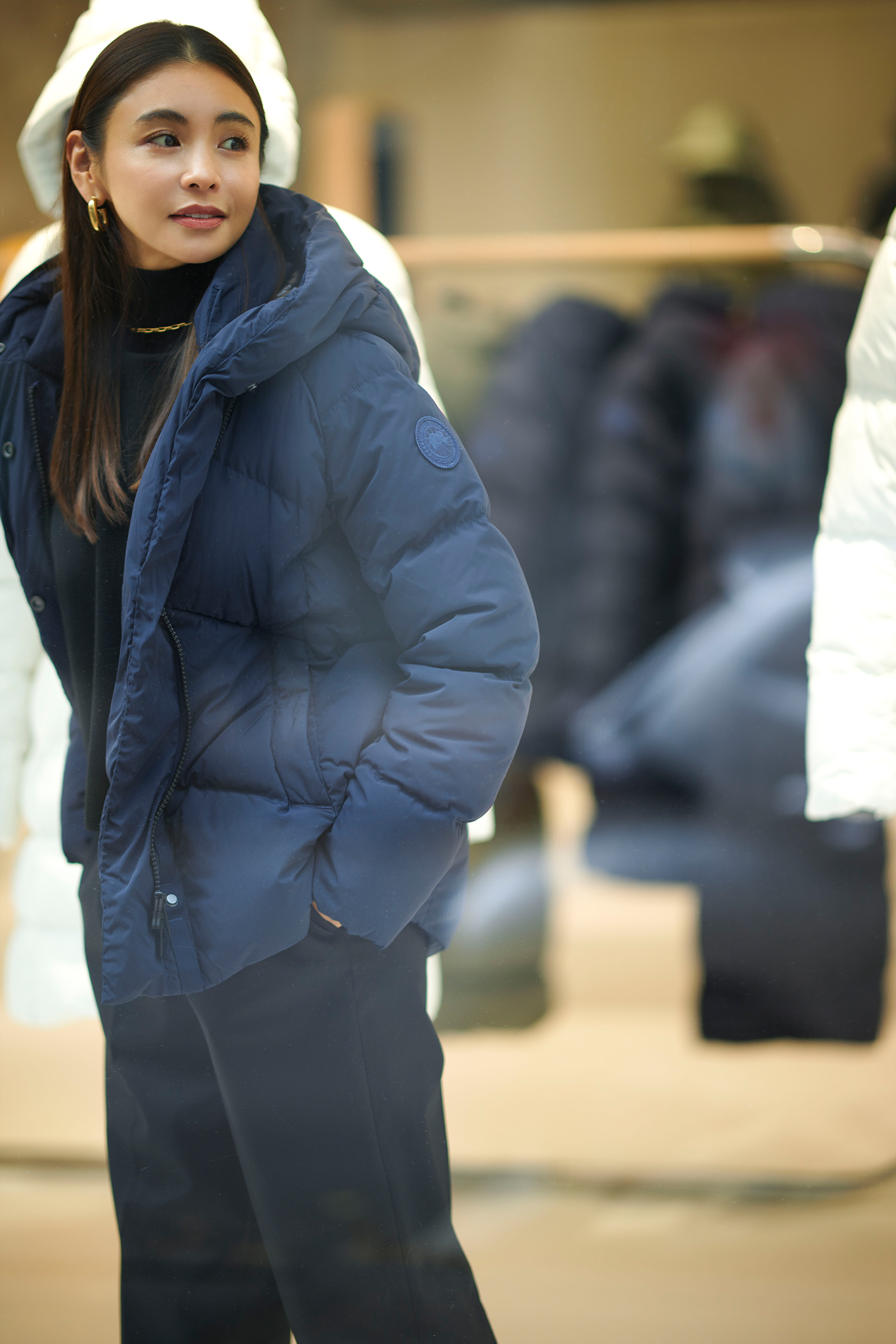 タキマキが話題の“幸福度の高い”ダウンコートを体験！ | VERY NaVY