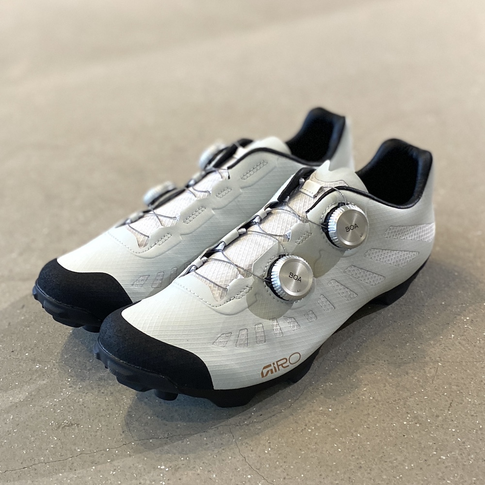 GRITTER（グリッター） | GIRO CYCLING | ジロ サイクリング［日本公式