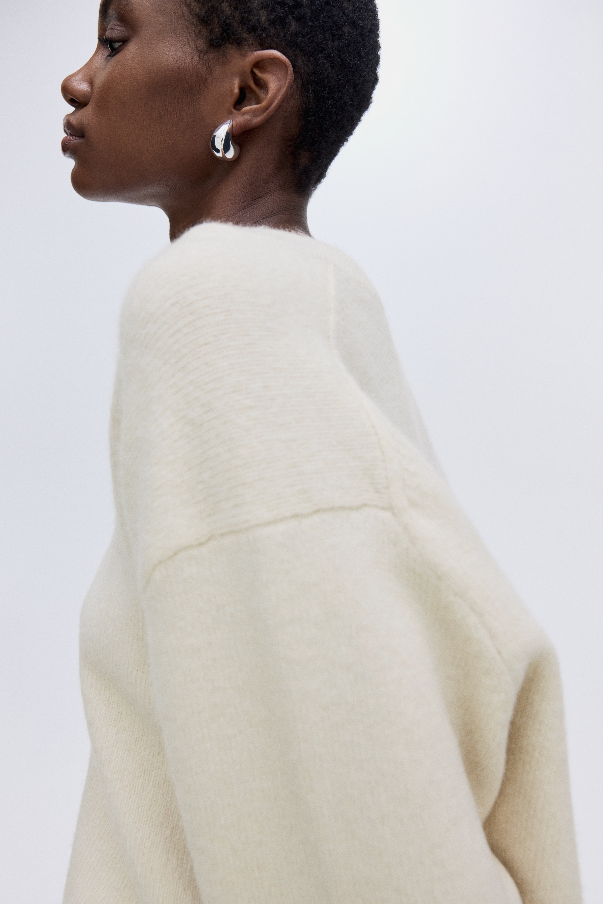 Oversized V-Neck Sweater - Light beige - Ladies | H&M US