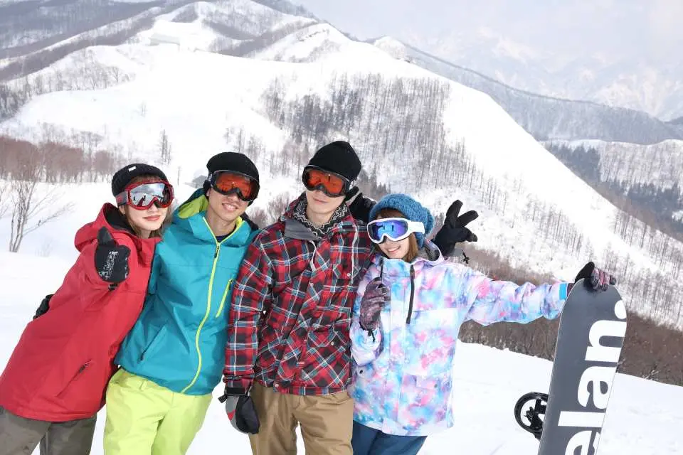 長野 つがいけマウンテンリゾート 朝発往復バス＋リフト券付きセット