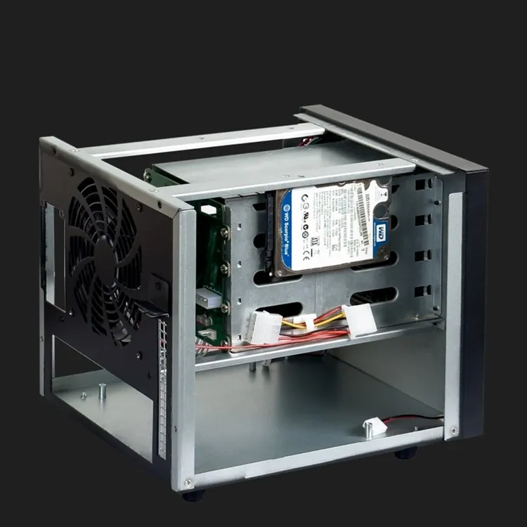ナスケース 4 ベイ ブラック ミニ-ITX コンピュータ ストレージ