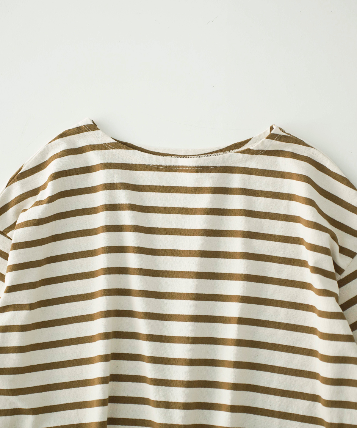 美品】nest Robe ボーダーボットネックプルオーバー ボーダーボート