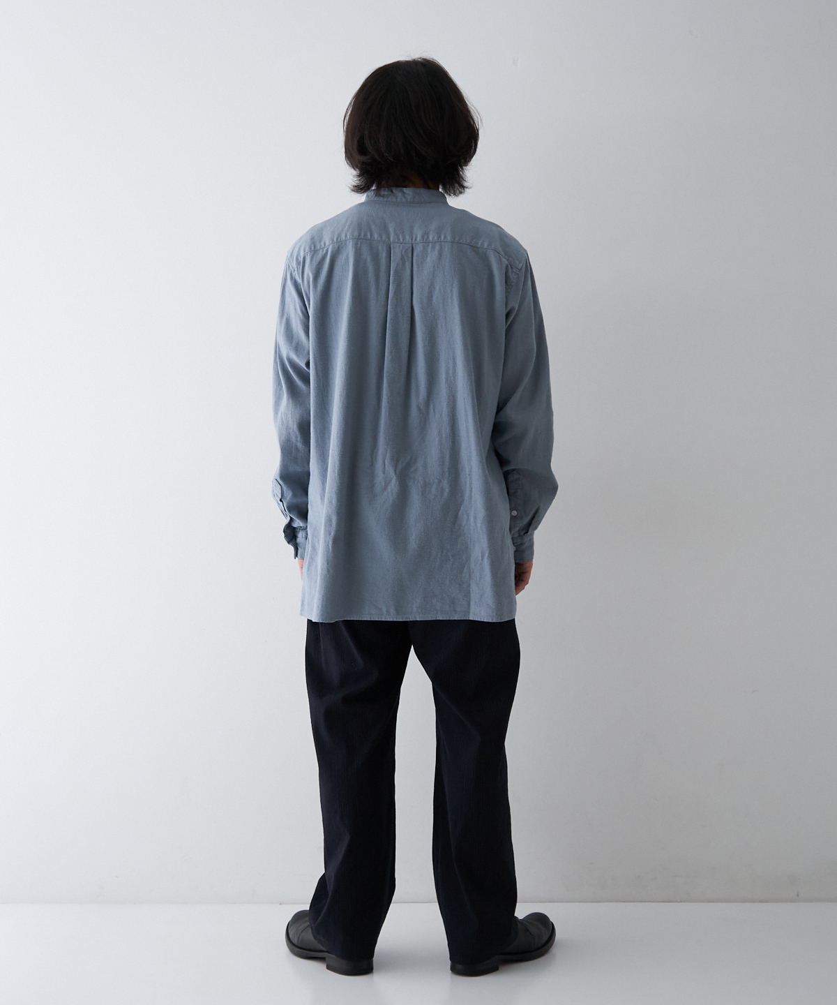 UpcycleLino] 起毛リネン バンドカラーシャツ｜nest Robe / CONFECT